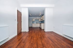 Open plan- click for photo gallery